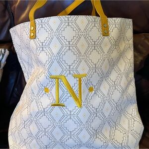 Cute thirty-one Around Town tote